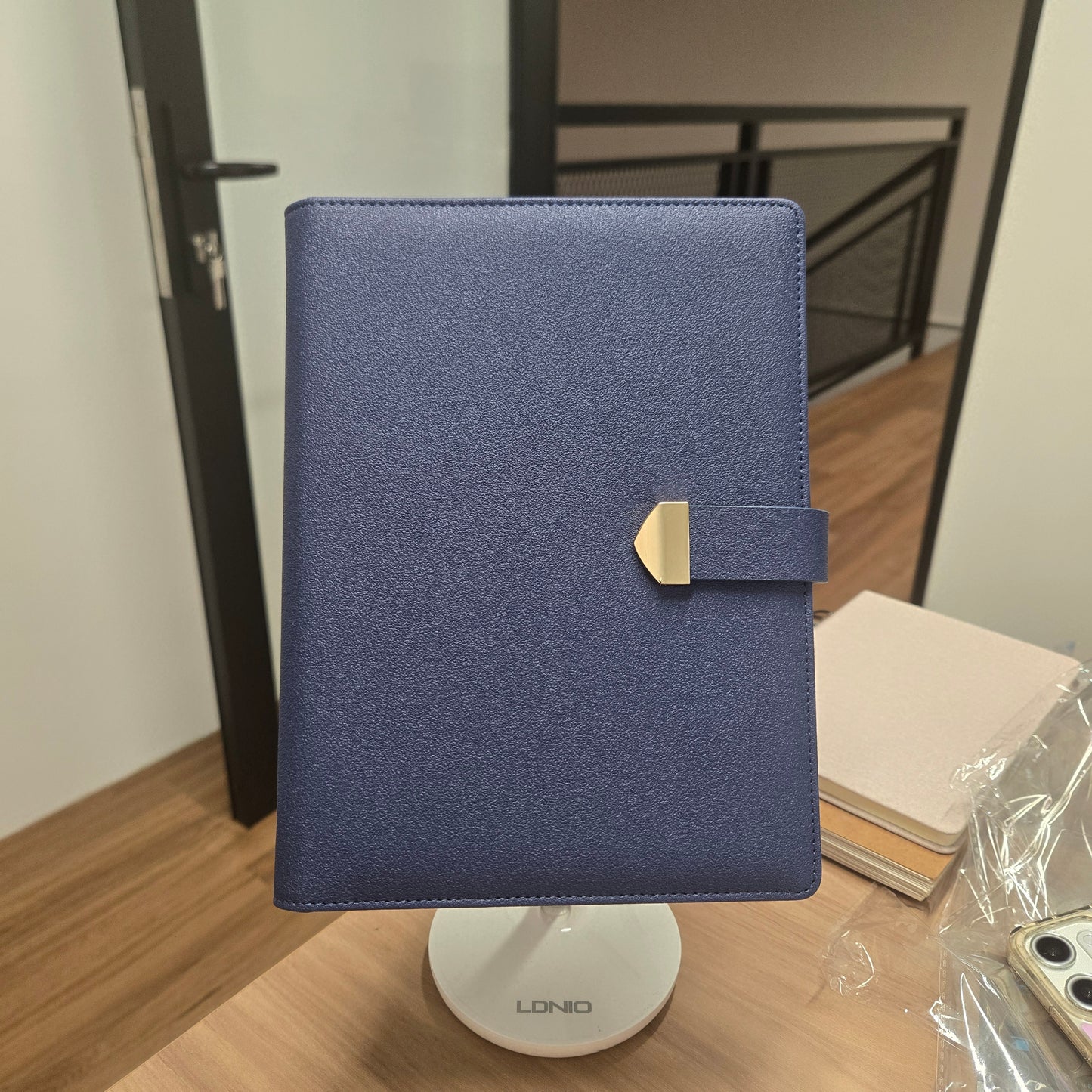 DMA-251 Shield Organizer